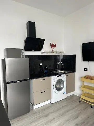 Edificio Altavista 57 *